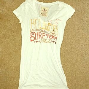 Hollister V neck shirt